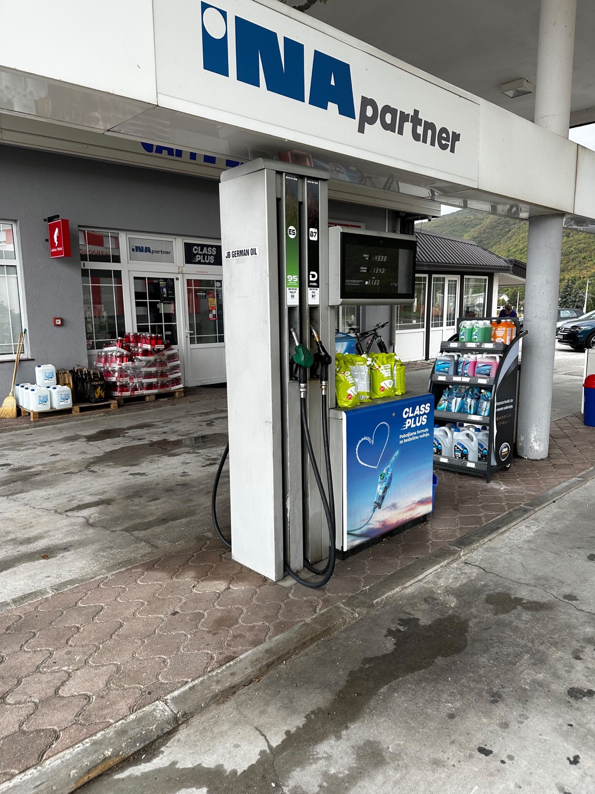 Točenje goriva na ENERGY MAX postaji